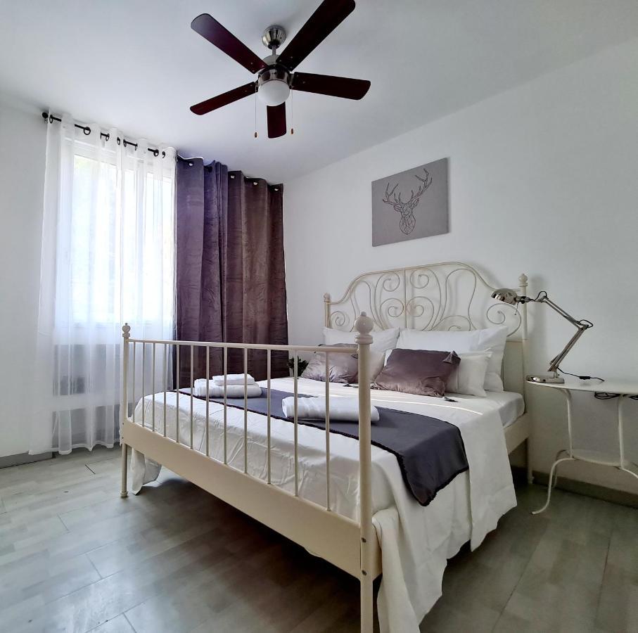 Nice studios on Ben Yehuda str Tel Aviv Exterior foto