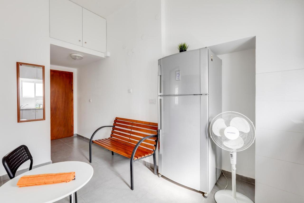 Nice studios on Ben Yehuda str Tel Aviv Exterior foto